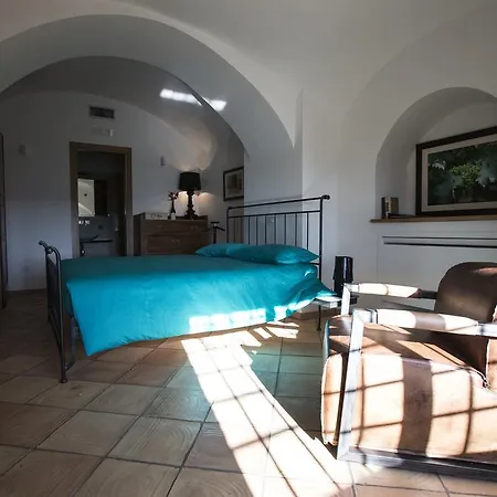 مزرعة للإقامة Palazzo Tronconi