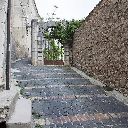 Palazzo Tronconi * Arce